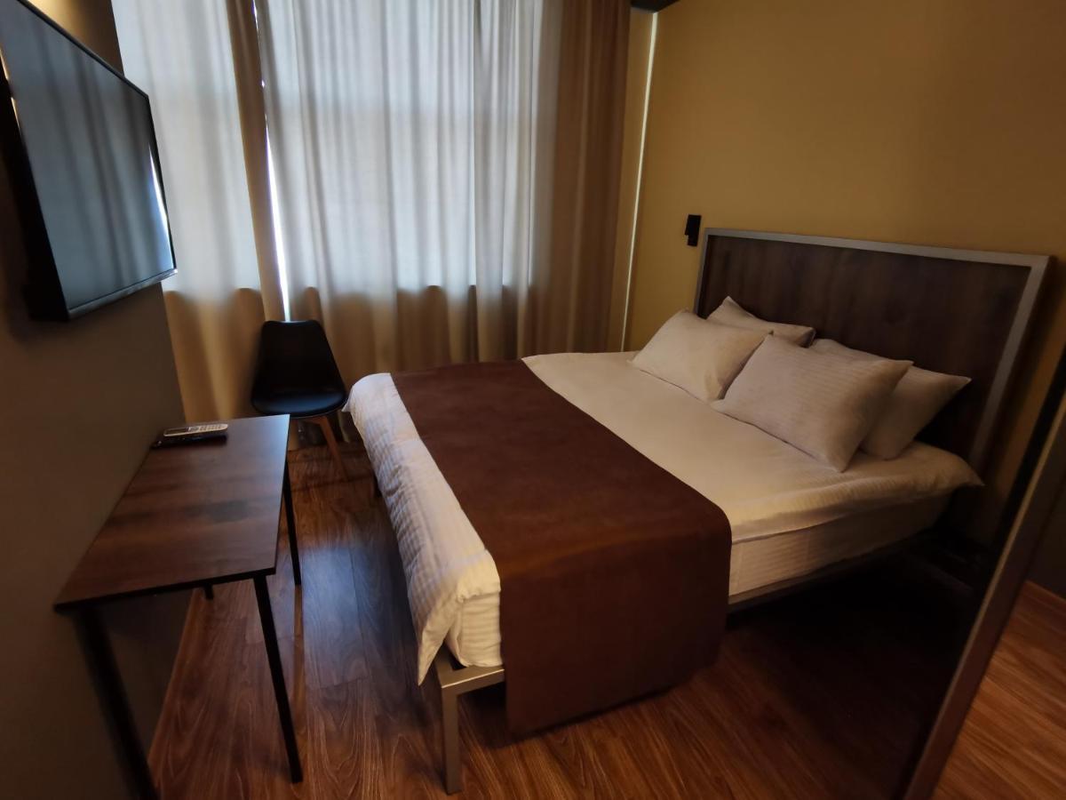 אורחיי Stark Hotel מראה חיצוני תמונה
