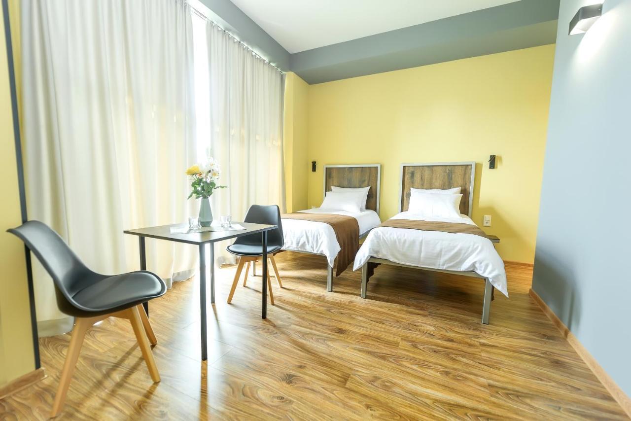 אורחיי Stark Hotel מראה חיצוני תמונה